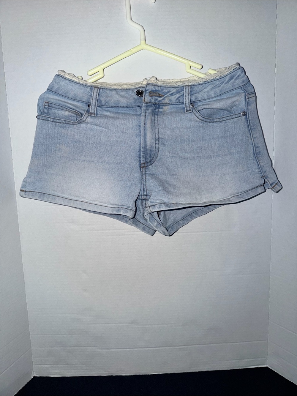 No Boundaries Light Blue Denim Jean Shorts